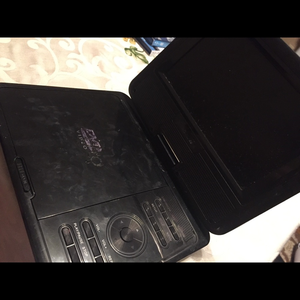 Portable dvd tv player